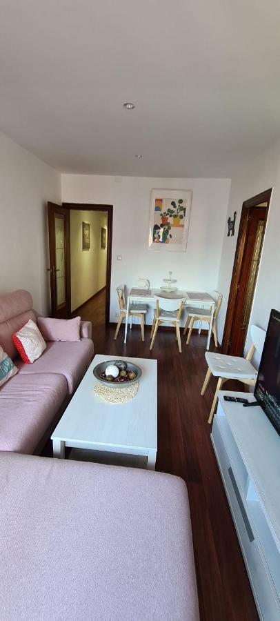 Habitaciones Camp Nou Apartment لوسبيتاليت دي يوبريغات المظهر الخارجي الصورة