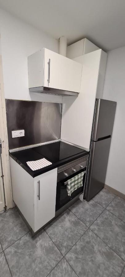 Habitaciones Camp Nou Apartment لوسبيتاليت دي يوبريغات المظهر الخارجي الصورة