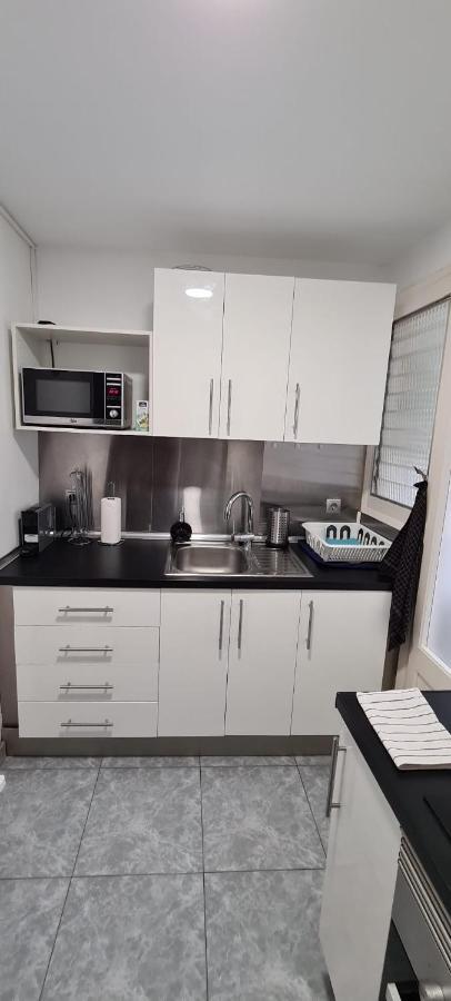 Habitaciones Camp Nou Apartment لوسبيتاليت دي يوبريغات المظهر الخارجي الصورة